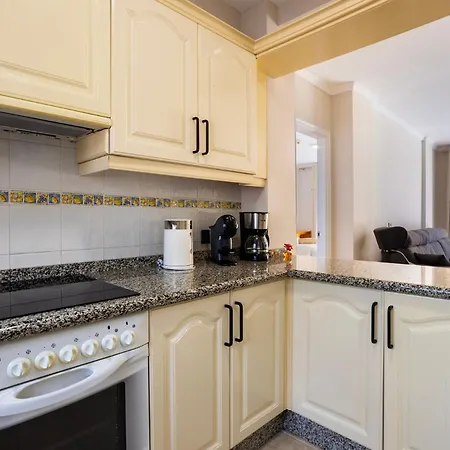 Apartment Emilia - Cristianos, Heated Pool, Spacious Terrace, Fibre Net, Tv Channels