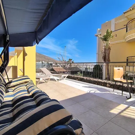 Apartmán Emilia - Cristianos, Heated Pool, Spacious Terrace, Fibre Net, Tv Channels Los Cristianos (Tenerife)